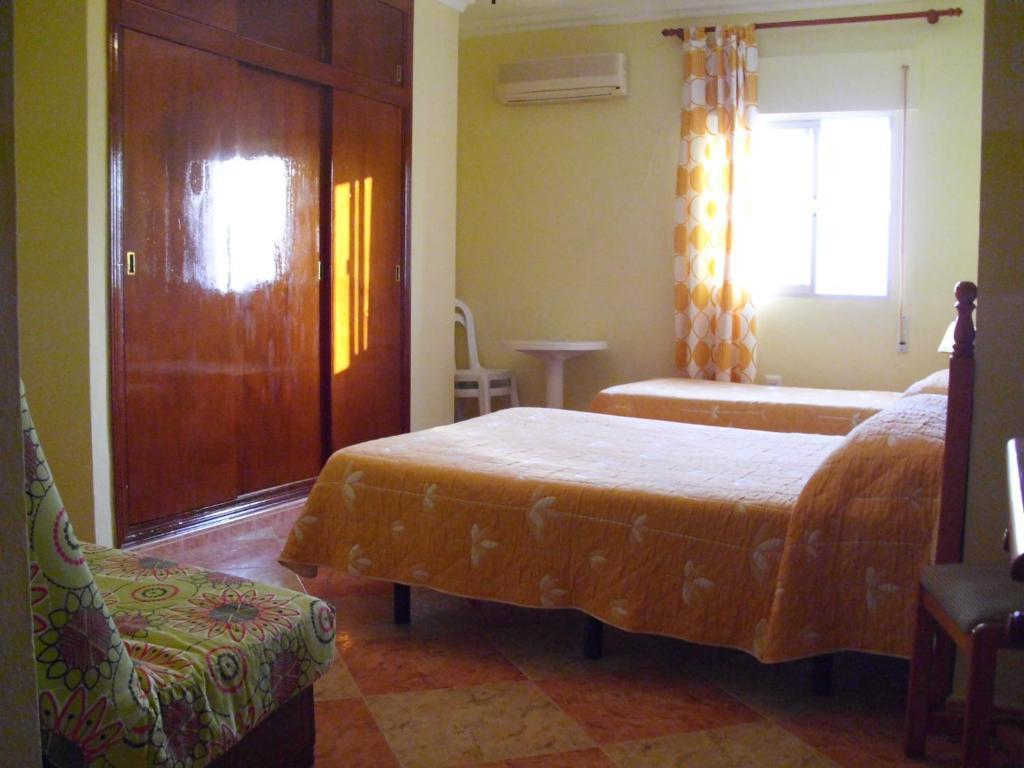 Hostal Sonrisa Del Mar Conil De La Frontera Room photo